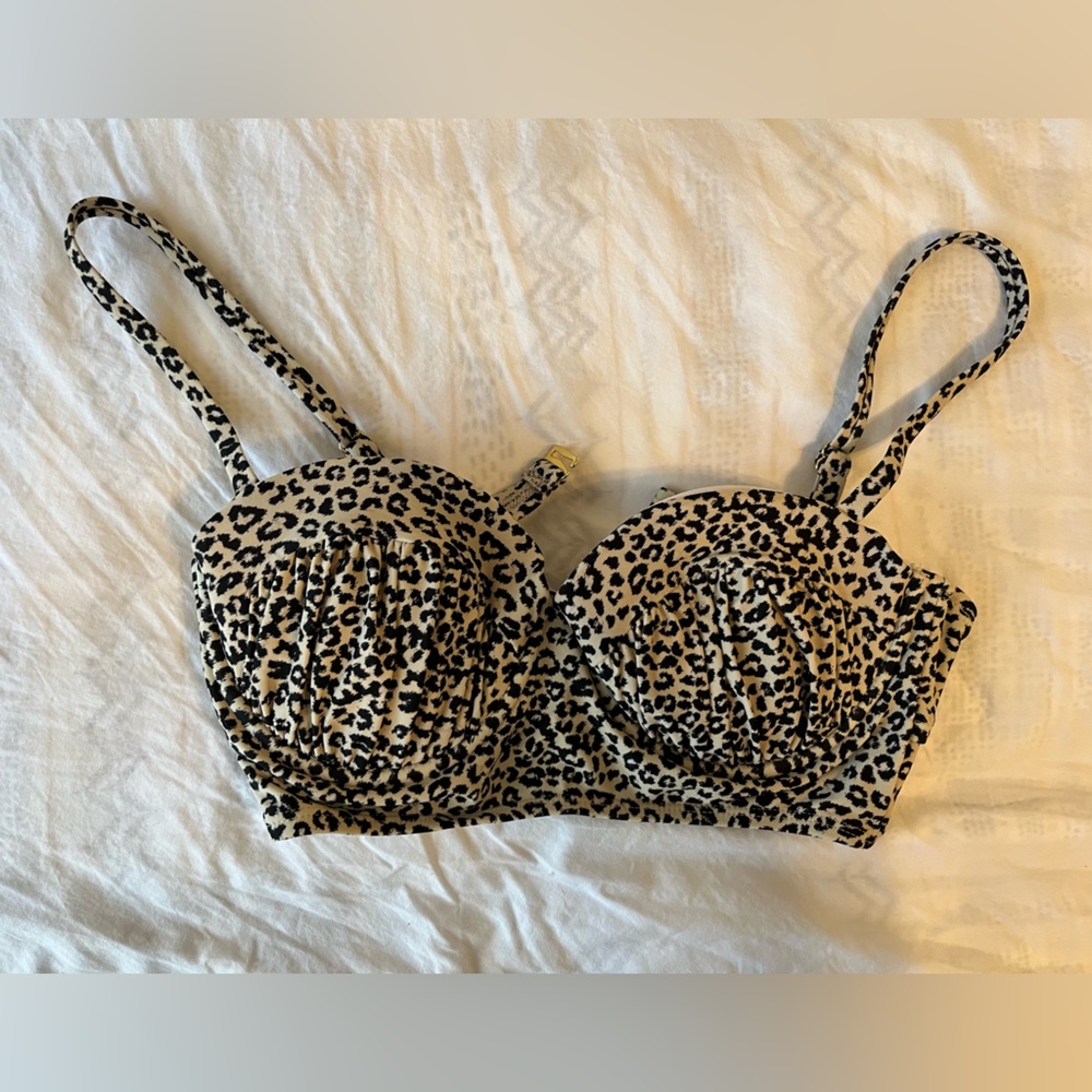 Xhilaration Leopard Print Bikini Top